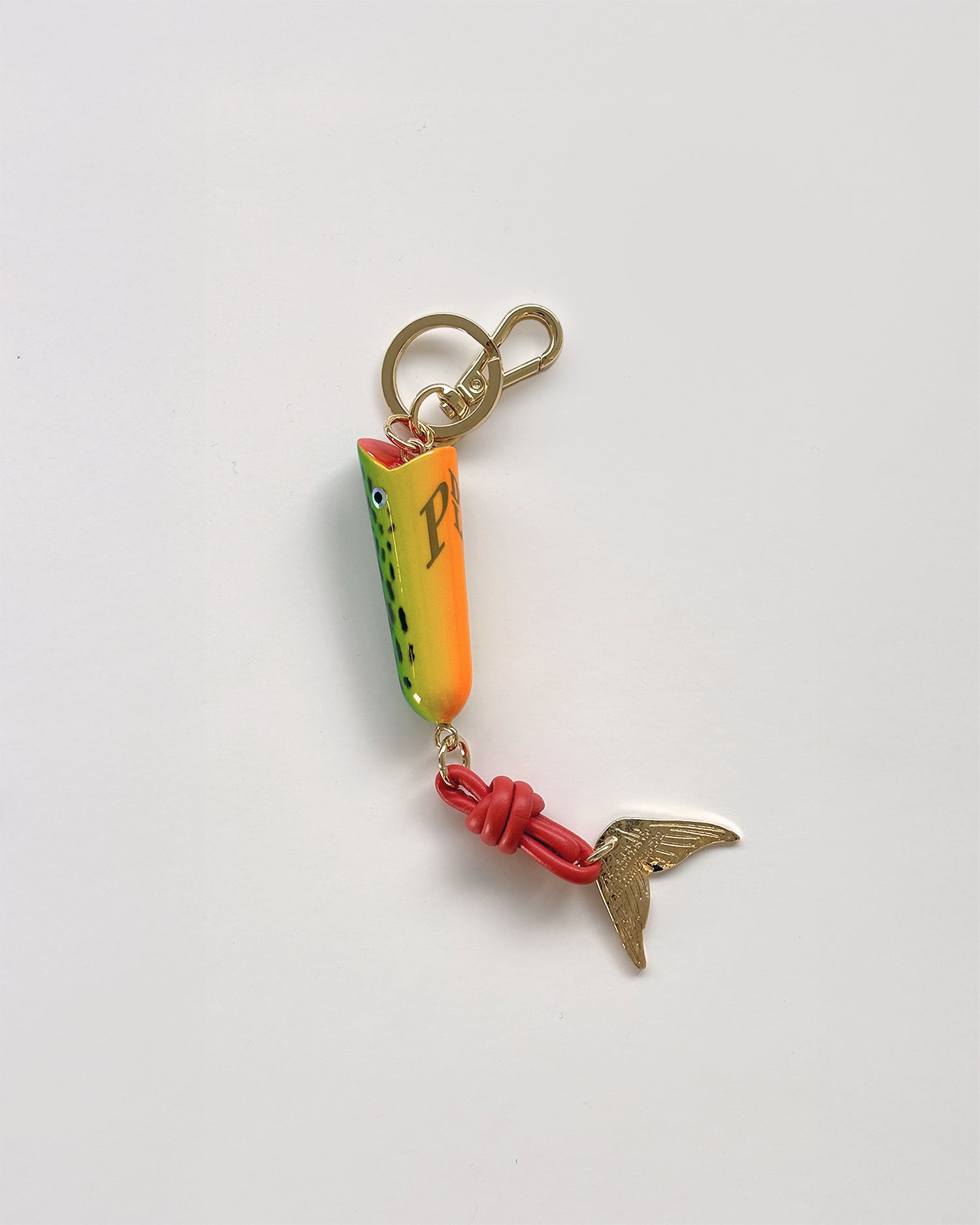 'Pez Uña' Wooden Charm