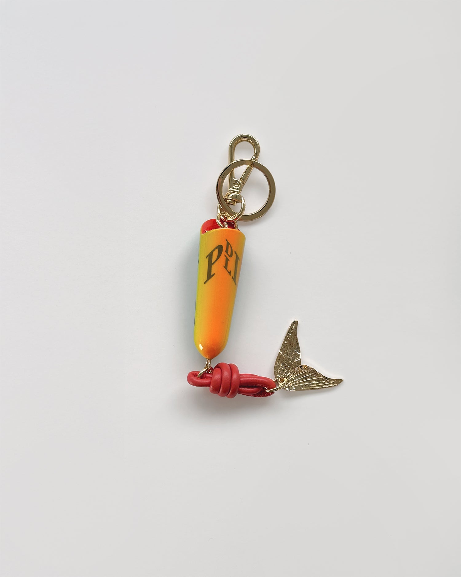 'Pez Uña' Wooden Charm